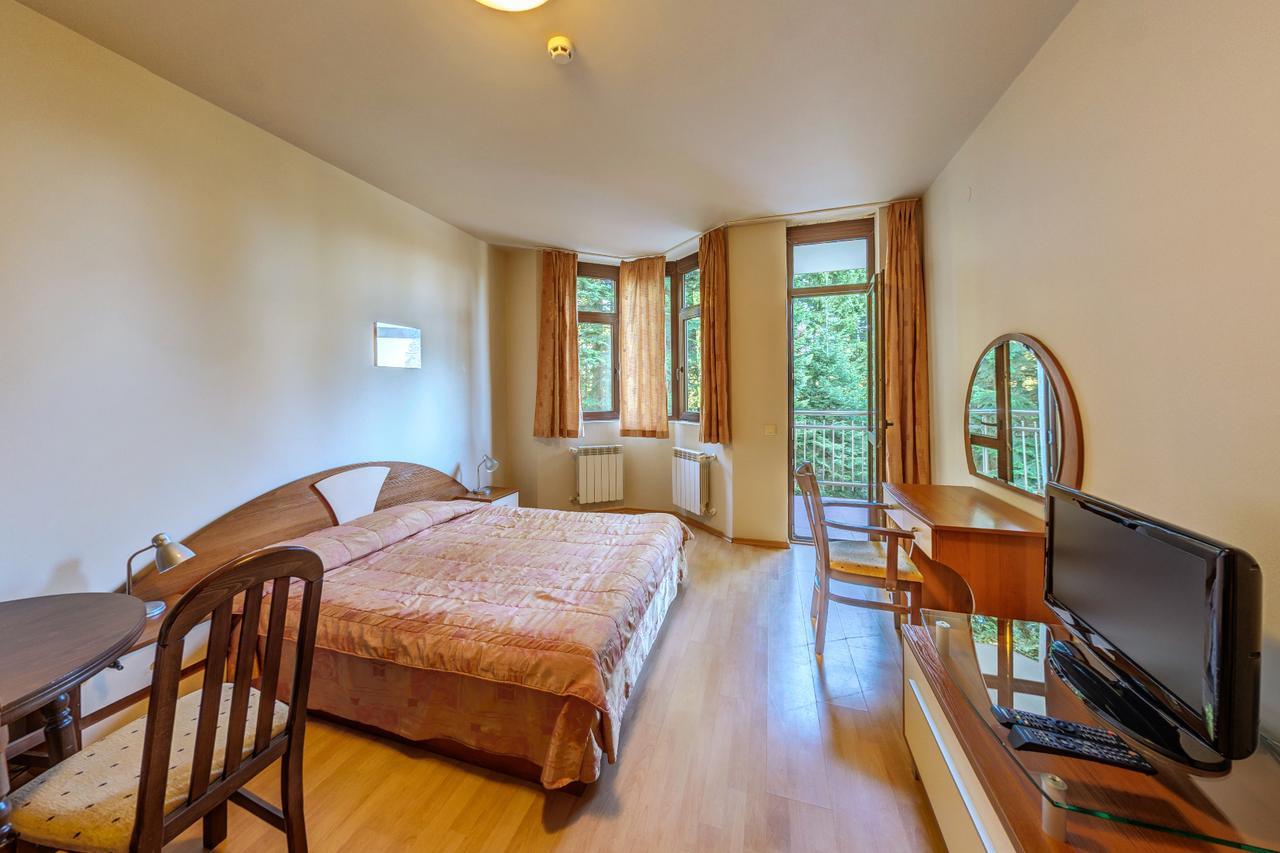 Flora Hotel - Apartments Боровец Екстер'єр фото